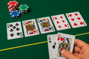 poker花与心理博弈